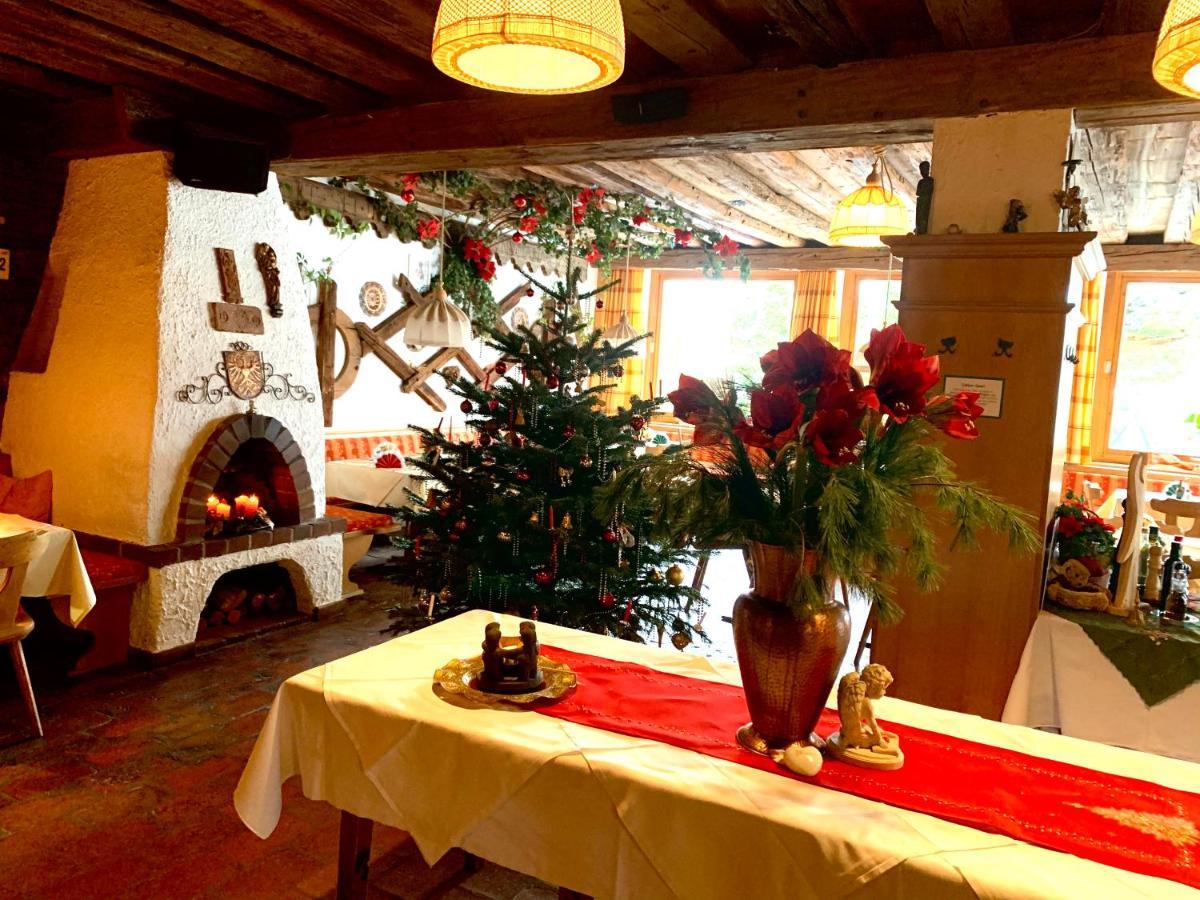 Pension Nina & Gasthof Alpenrose Gschnitz Buitenkant foto